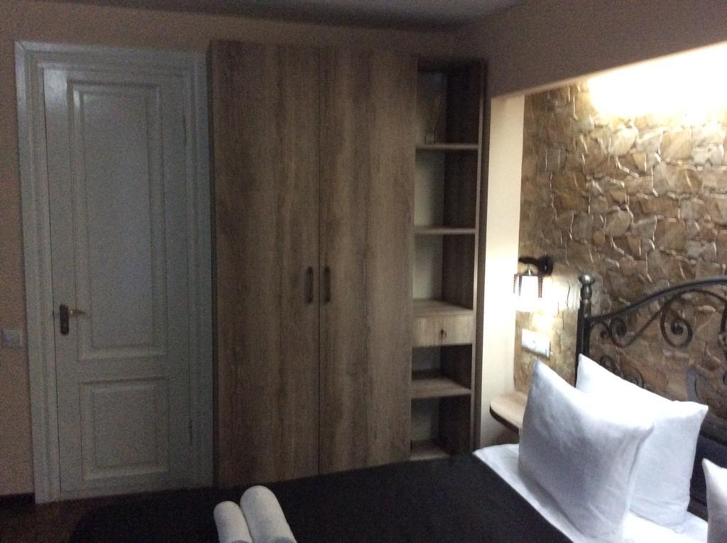 Hotel Delisi Tiflis Oda fotoğraf